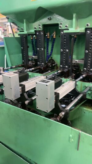 Four stations all servo motors and pushing cylinders nuts thread tapping machine